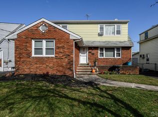 29 Henry St, Lodi, NJ 07644