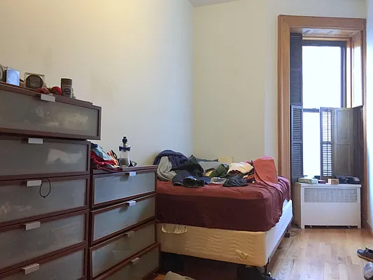 Rented by Salizzoni Realty | media 14