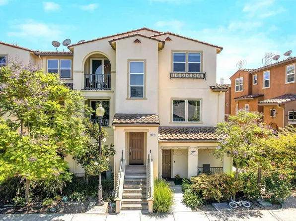 267 Paso Roble Cmn, Fremont, CA 94539