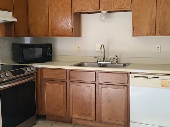 1106 Verde Dr #1, Bryan, TX 77801