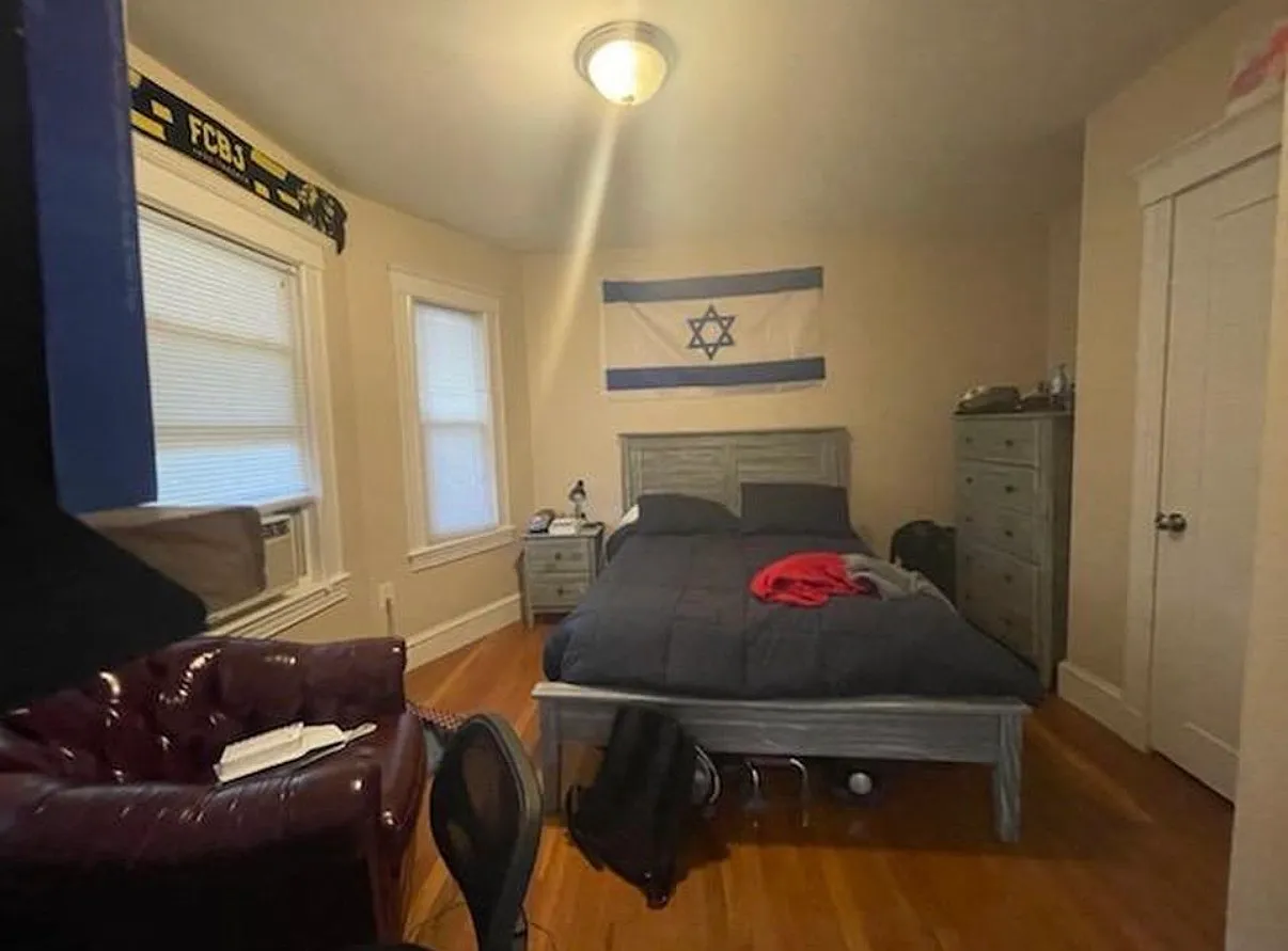 3 bed, $4,050 — Photo 3