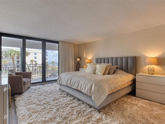 4th image of 1239 OCEAN SHORE BOULEVARD #2E5