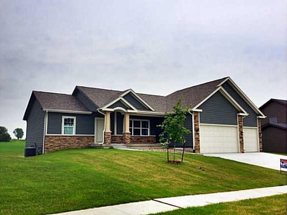 1st image of 5405 NE Hillcrest Dr