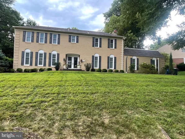 10500 Tyler Ter, Rockville, MD 20854