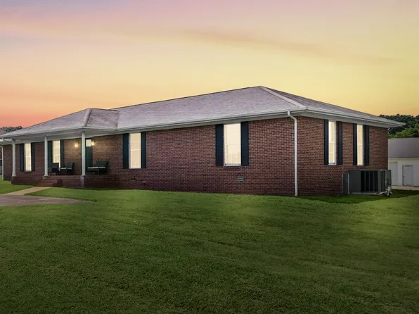 918 Sanderson Dr, Hopkinsville, KY 42240