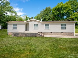 1 Hillcrest Rd, Black Mountain, NC 28711