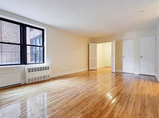41-22 Parsons Blvd #301, Flushing, NY 11355