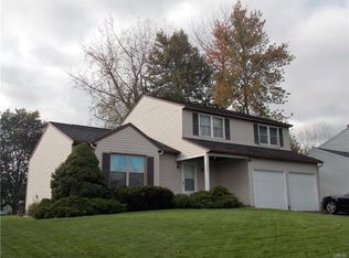 5228 Brescia Path, Clay, NY 13041