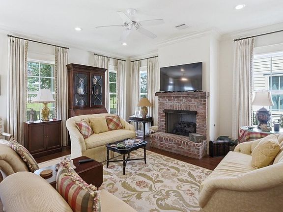4th image of 1207 Saint Andrew Ln