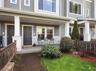 6592 High Point Dr SW, Seattle, WA 98126