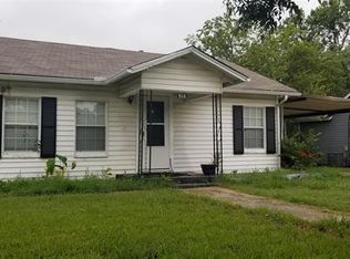 512 S 3rd St, Sanger, TX 76266