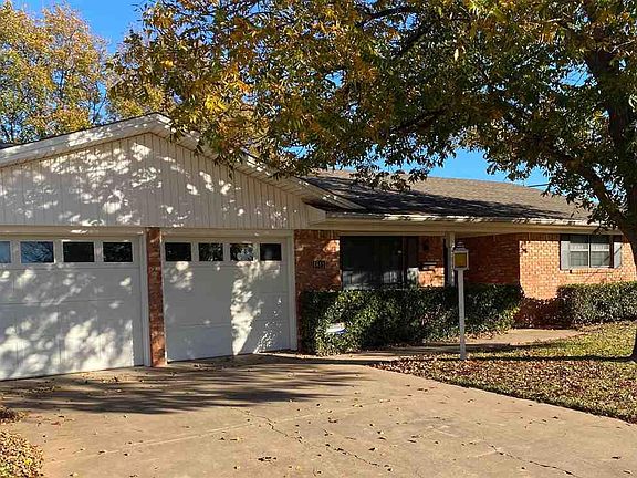 4th image of 4611 Westridge Dr