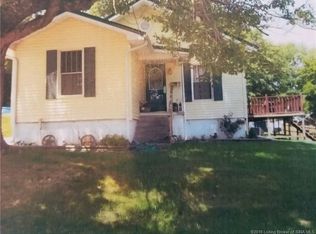 625 Walnut St, Paoli, IN 47454