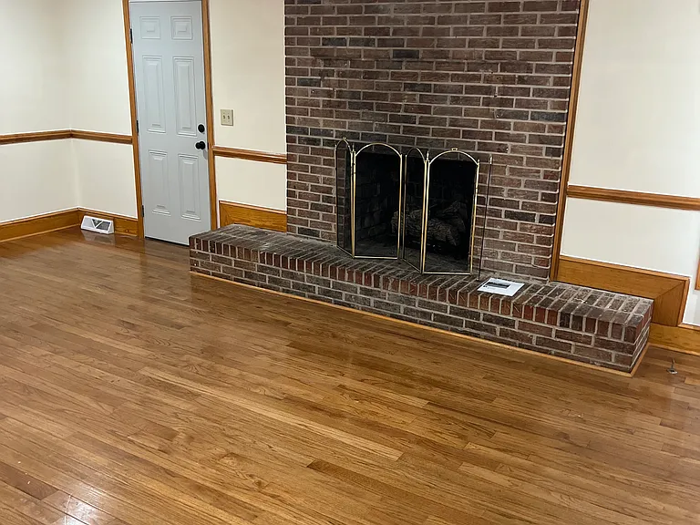 Den w/ gas fireplace