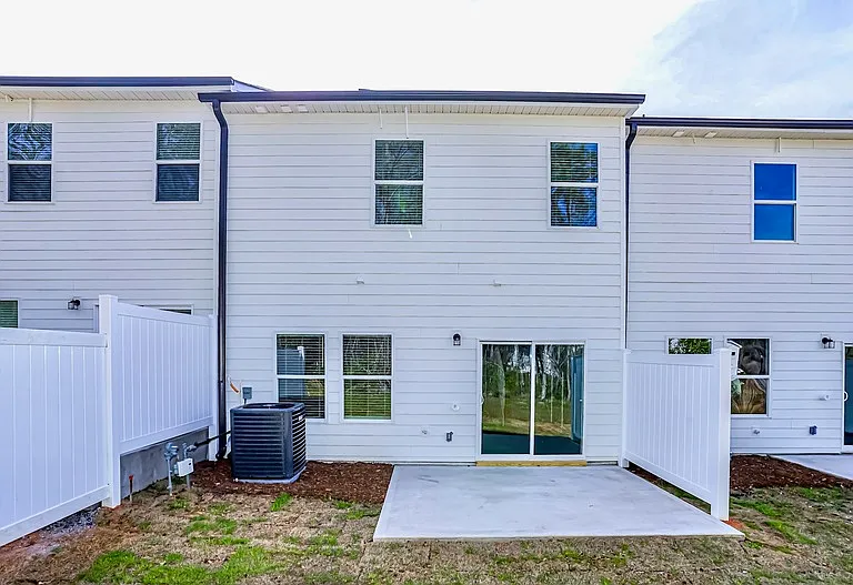 207 Broad Banyan Ct #1 — Photo 12