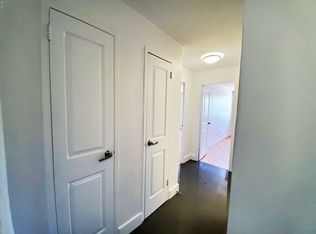 10 Garfella Dr #3, Toronto, ON M9V2E9