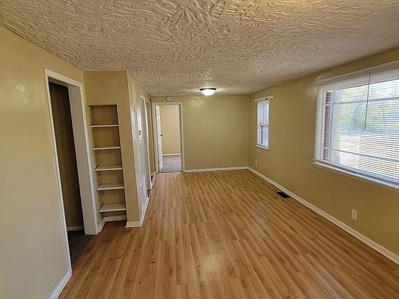 2nd image of 1833 S Chester Ave