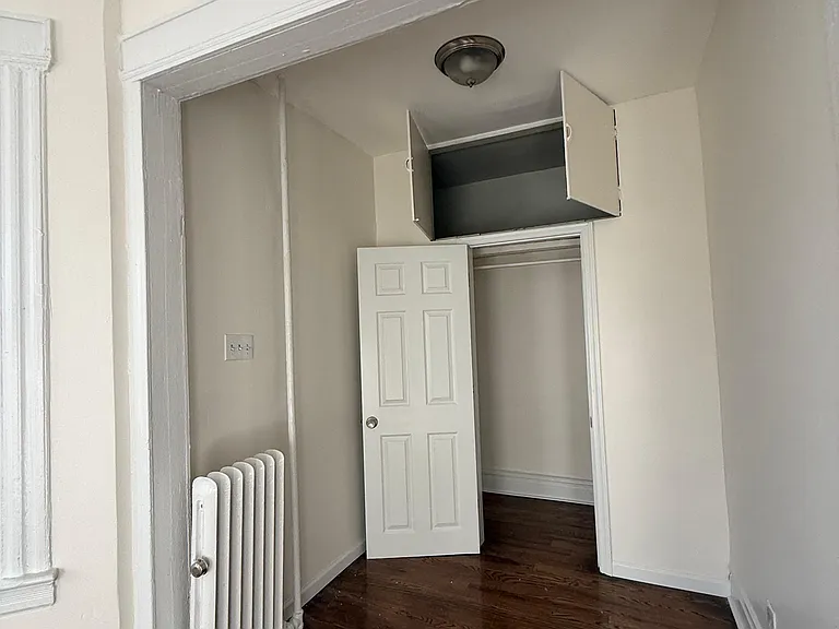 467 S 14th St #2A — Photo 4