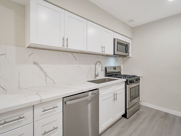 2nd image of 133 S McKemy St #133-2