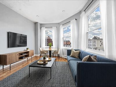 1810 Dorchester Ave APT 8, Dorchester, MA, 02124