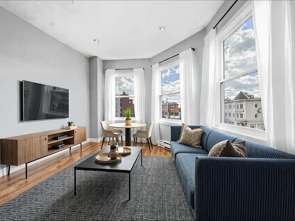 1810 Dorchester Ave APT 8, Dorchester, MA 02124