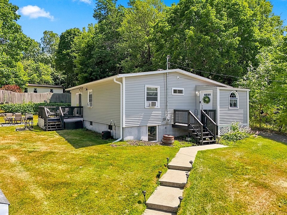 1st image of 14 Valley View Way