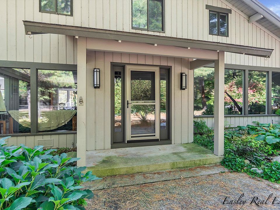 6345 S Cypress Ave, Newaygo, MI 49337 MLS 22043987 Zillow