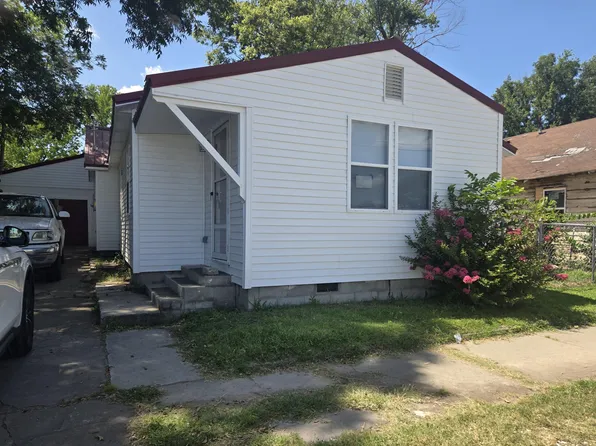 107 D St NE, Miami, OK 74354