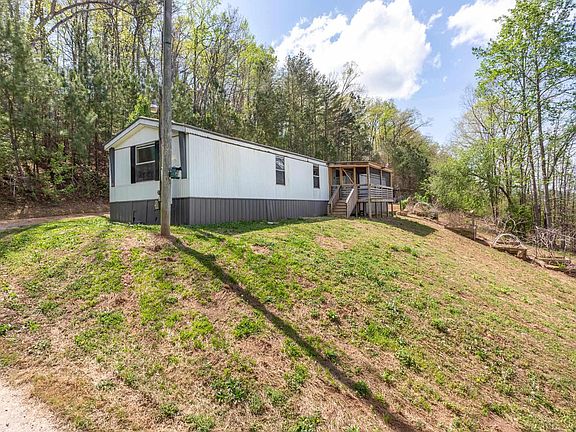 2nd image of 143 Dark Hollow Rd