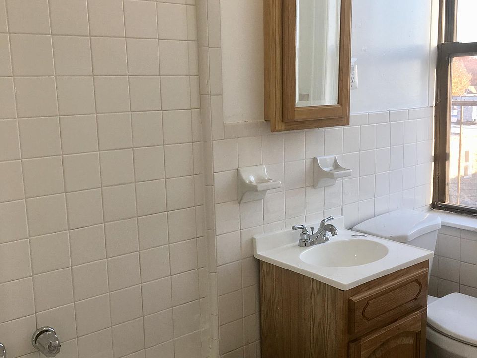 2nd image of 10233 91st Ave #C4