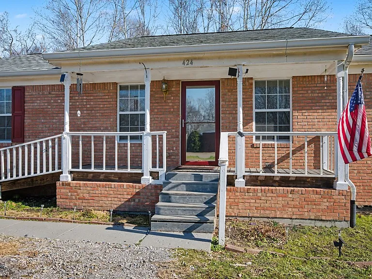 424 Eisenhower Dr — Photo 39