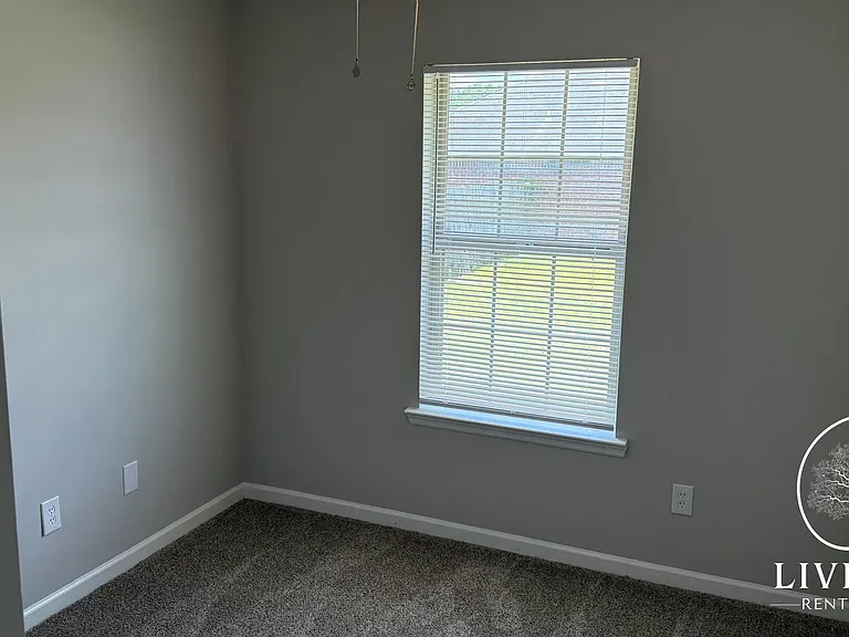 87 Oak Rd NE — Photo 17