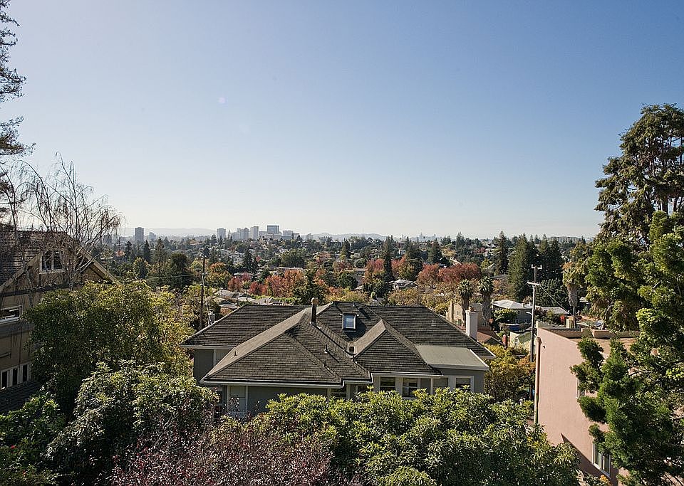 2nd image of 333 El Cerrito Ave