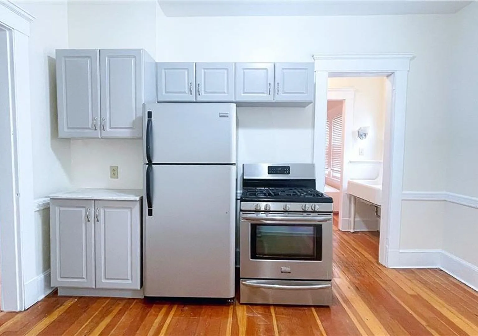 134 Mansfield St — Photo 2