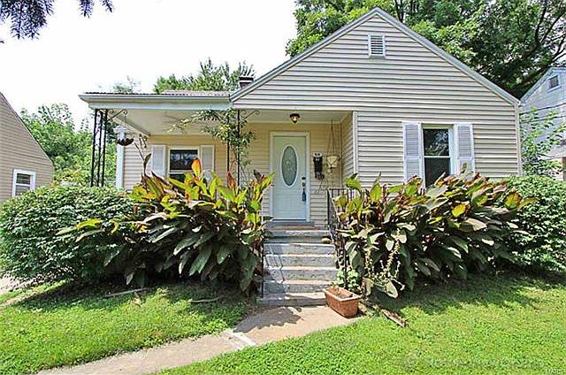 1st image of 511 Louis St