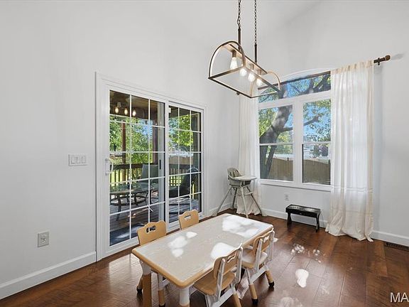 4th image of 166 Hodgens Mill Ln