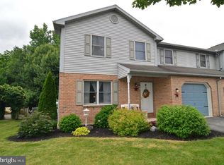 340 Saddlebrook Dr, Wernersville, PA