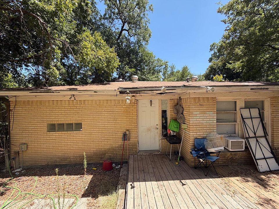 2nd image of 3131 Nutting Dr
