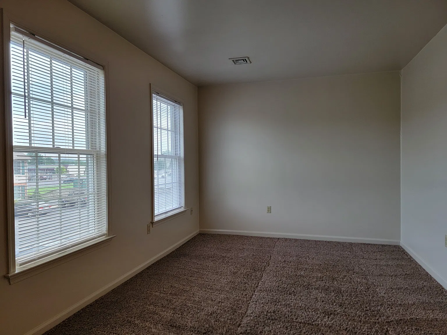 2 bed, $1,295 — Photo 2