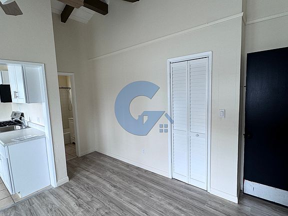 2nd image of 4449 Ocean Blvd #8