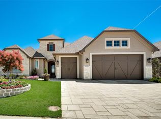 12317 Grosbeak Dr, Roanoke, TX 76207