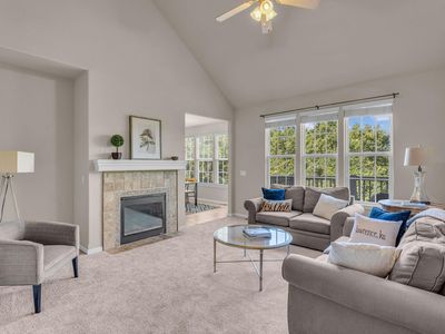 1469 Legends Cir, Lawrence, KS, 66049