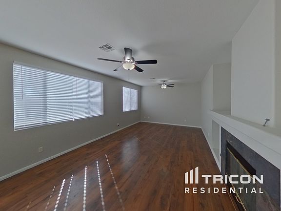4th image of 347 Barletta Ave