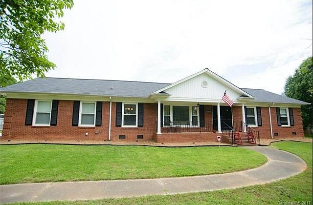 1st image of 4724 Maple Knoll Ave