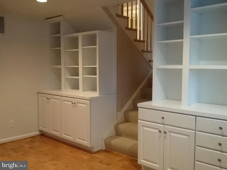 1415 Mayflower Dr — Photo 24