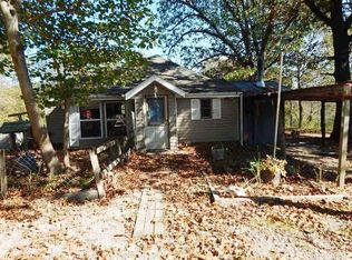 60 Parsonage Ln, Galena, MO 65656