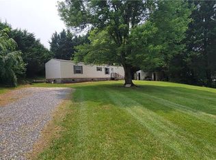 4995 Haystack Rd, Dobson, NC 27017