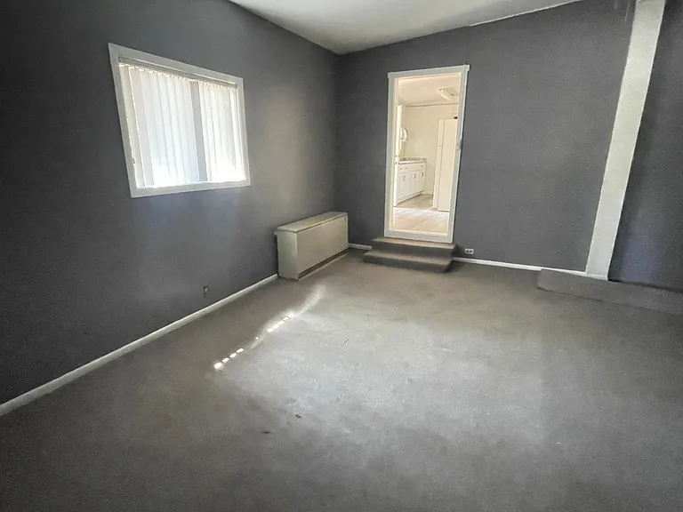 3561 Parkway #B — Photo 2