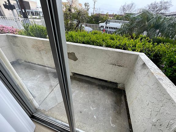 4th image of 3792 32nd St Unit G