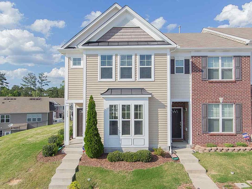 1st image of 100 Stratford Lakes Dr #349